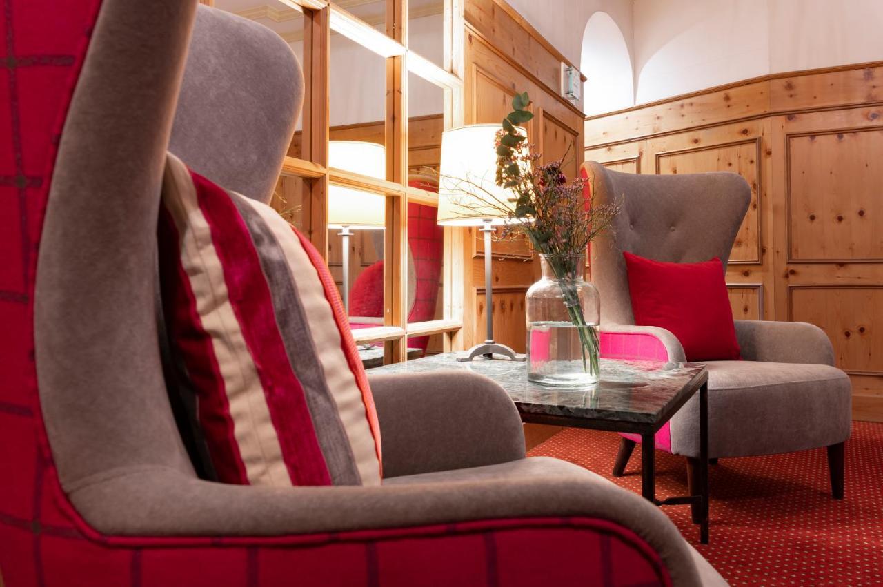 Landhotel 3Kronen Adelsdorf Exteriör bild